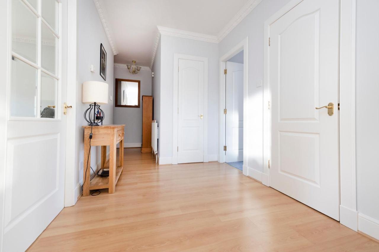 Joivy Modern Flat With Free Parking Apartment Edinburgh Luaran gambar